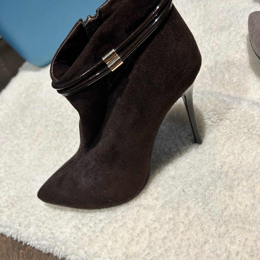 Brand new stiletto booties